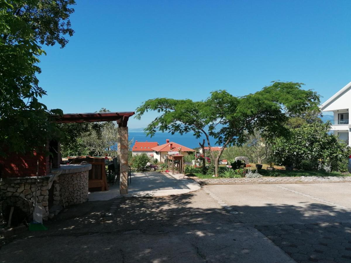 Apartment Lucija Kostrena Εξωτερικό φωτογραφία