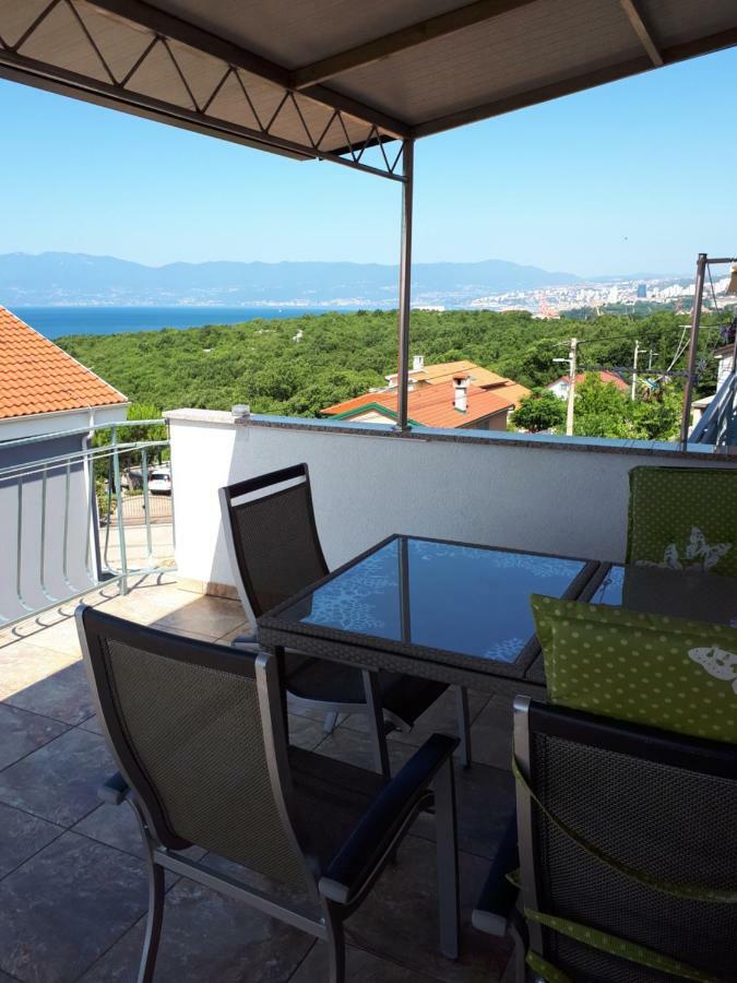 Apartment Lucija Kostrena Εξωτερικό φωτογραφία